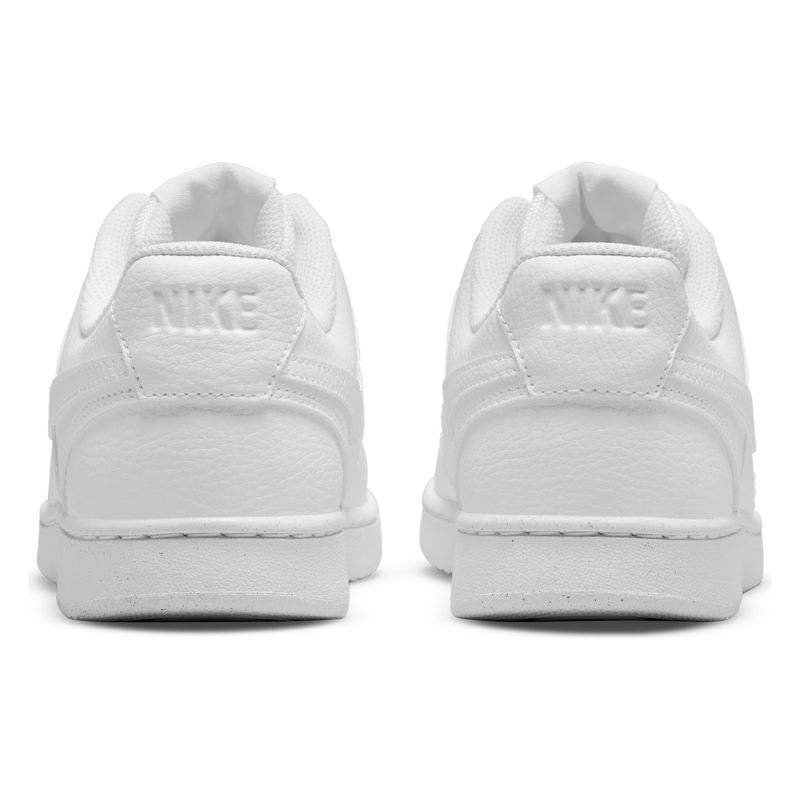 Tenis-nike-para-mujer-W-Nike-Court-Vision-Lo-Be-para-moda-color-blanco.-Talon