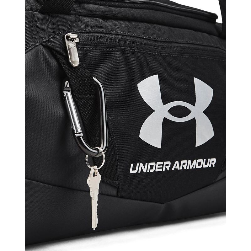 Maletin-under-armour-para-hombre-Ua-Undeniable-5.0-Duffle-Xs-para-entrenamiento-color-negro.-Bolsillo-Frontal