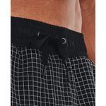 Pantaloneta-under-armour-para-hombre-Ua-Pjt-Rock-Unstoppable-Sts-para-entrenamiento-color-negro.-Detalle-Sobre-Modelo-2