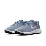 Tenis-nike-para-mujer-W-Nike-Revolution-6-Nn-para-correr-color-azul.-Par-Alineados
