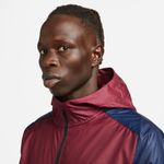 Chaqueta-nike-para-hombre-M-Nk-Sf-Trail-Windrunner-Jkt-para-correr-color-gris.-Zoom-Frontal-Sobre-Modelo