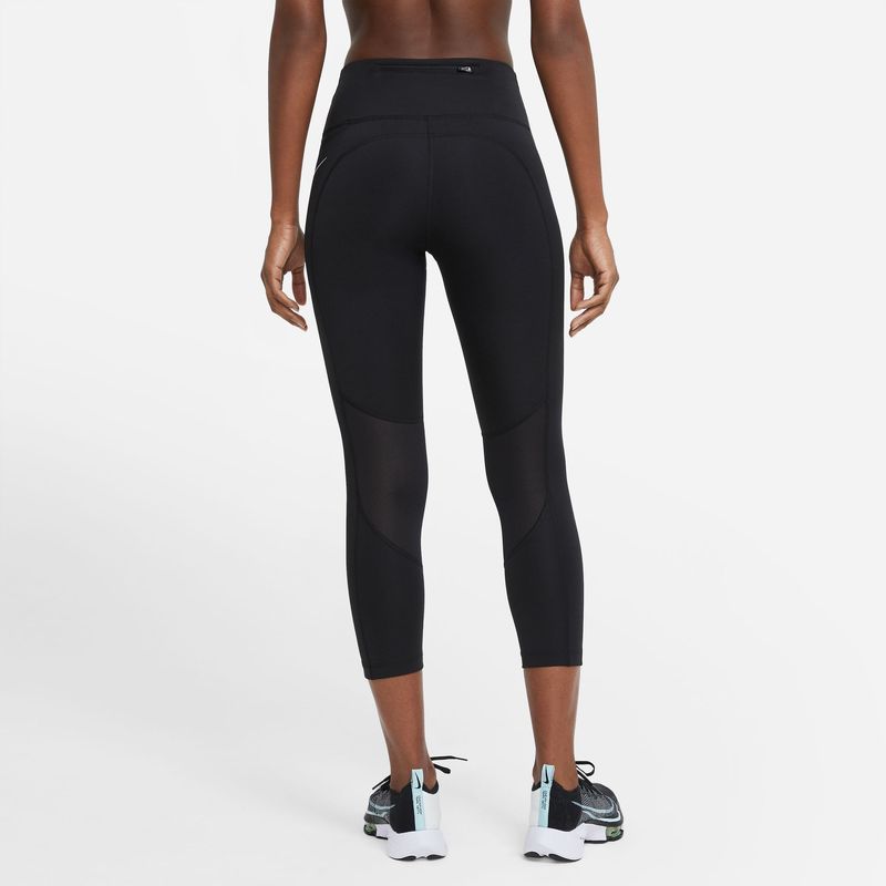 Capri-nike-para-mujer-W-Nk-Df-Fast-Crop-para-correr-color-negro.-Reverso-Sobre-Modelo