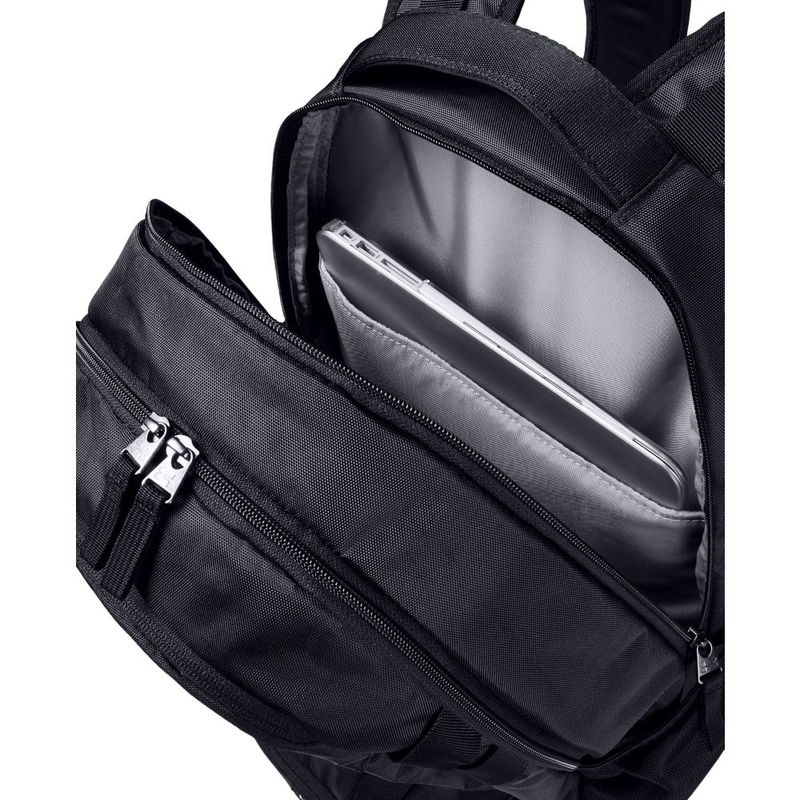 Morral-under-armour-para-hombre-Ua-Hustle-5.0-Backpack-para-entrenamiento-color-negro.-Almacenamiento