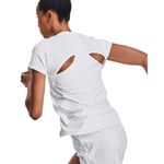 Camiseta-Manga-Corta-under-armour-para-mujer-Ua-Isochill-Run-Laser-Tee-para-correr-color-blanco.-Reverso-Sobre-Modelo