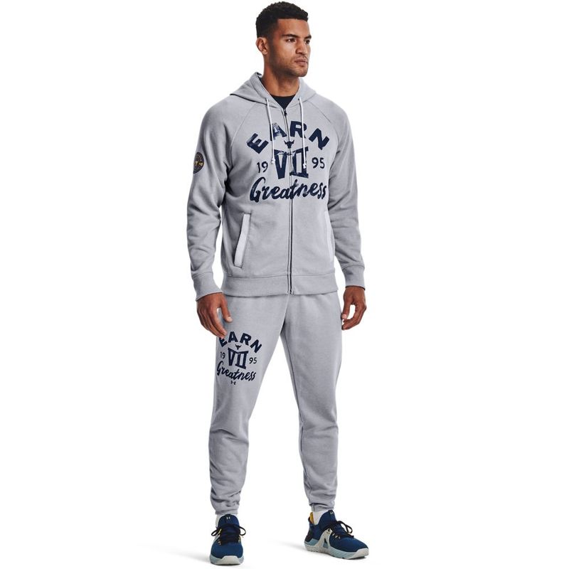 Camiseta-Manga-Larga-under-armour-para-hombre-Ua-Pjt-Rck-Hvywght-Terry-Fz-para-entrenamiento-color-negro.-Outfit-Completo