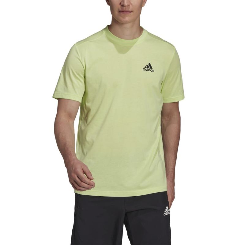 Camiseta-Manga-Corta-adidas-para-hombre-M-Fr-T-para-entrenamiento-color-verde.-Zoom-Frontal-Sobre-Modelo