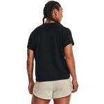 Camiseta-Manga-Corta-under-armour-para-mujer-Ua-Project-Rock-Bull-Ss-para-entrenamiento-color-negro.-Reverso-Sobre-Modelo