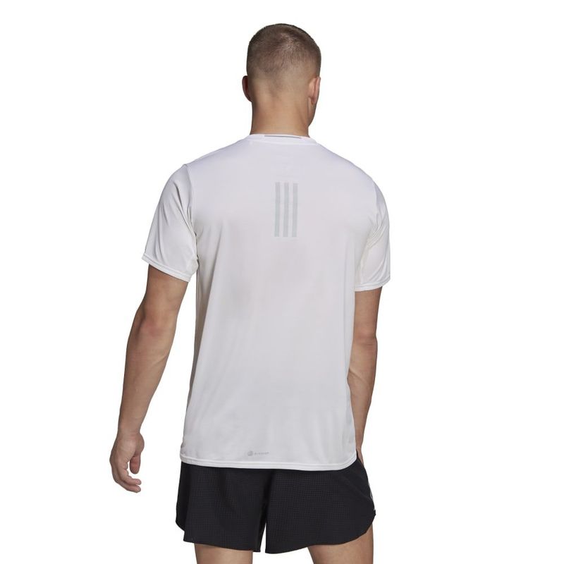 Camiseta-Manga-Corta-adidas-para-hombre-D4R-Tee-Men-para-correr-color-blanco.-Reverso-Sobre-Modelo