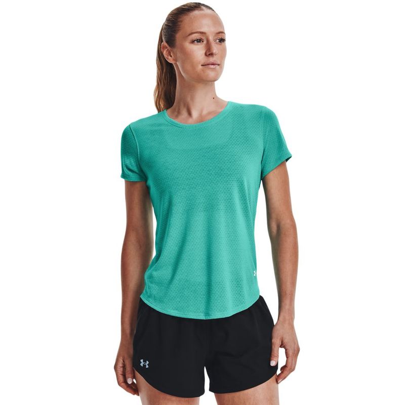 Camiseta-Manga-Corta-under-armour-para-mujer-Ua-Streaker-Ss-para-correr-color-verde.-Frente-Sobre-Modelo