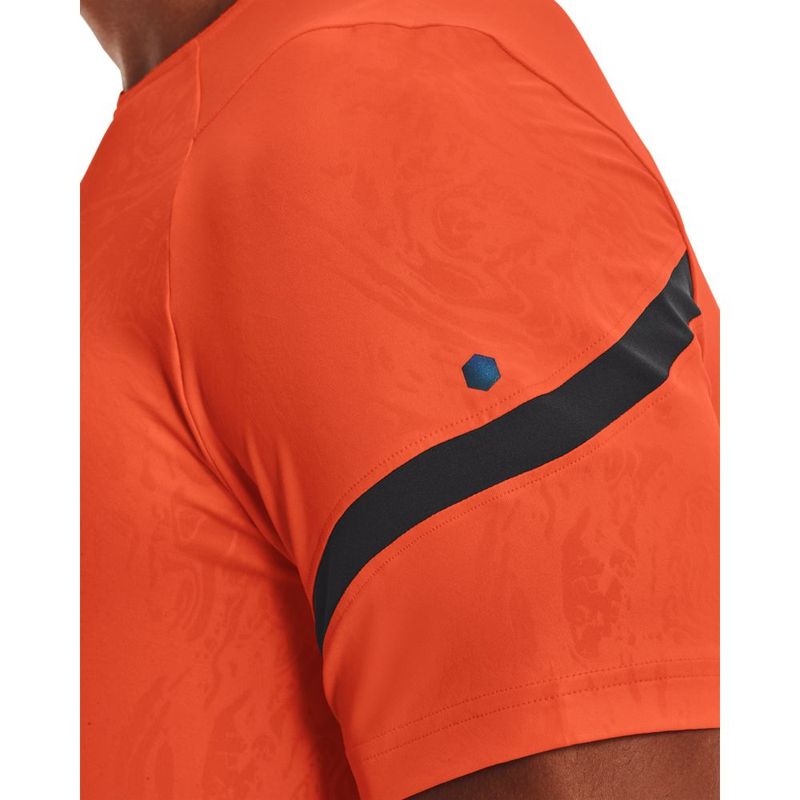Camiseta-Manga-Corta-under-armour-para-hombre-Ua-Rush-2.0-Emboss-Ss-para-entrenamiento-color-naranja.-Detalle-Sobre-Modelo-1