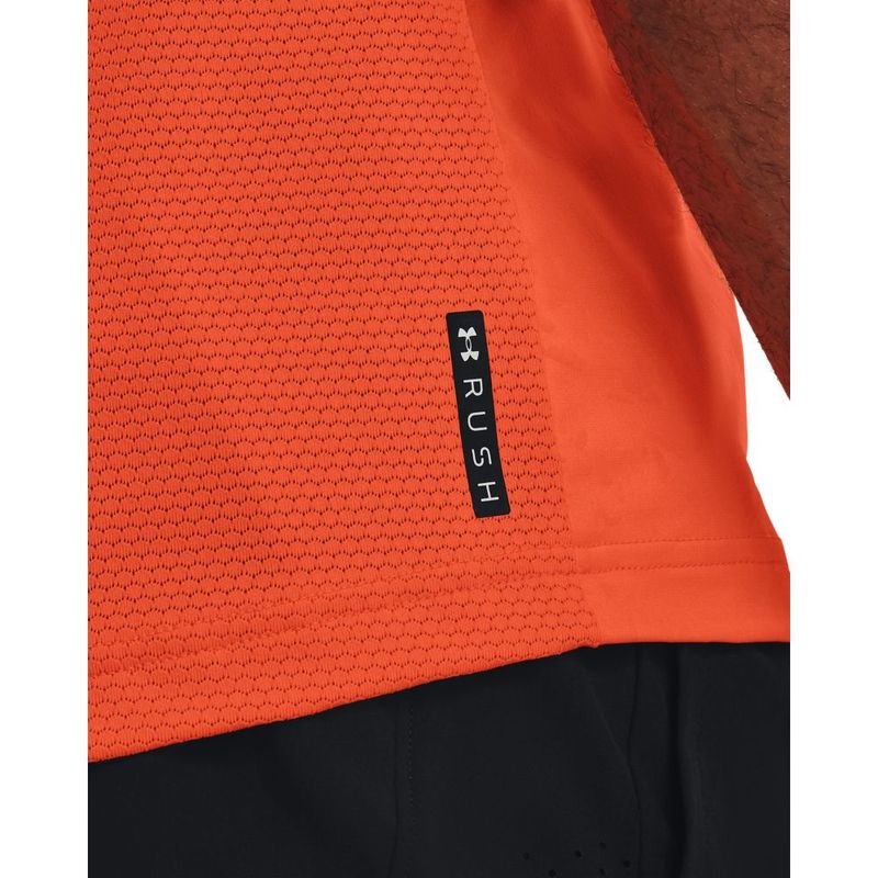 Camiseta-Manga-Corta-under-armour-para-hombre-Ua-Rush-2.0-Emboss-Ss-para-entrenamiento-color-naranja.-Detalle-Sobre-Modelo-3