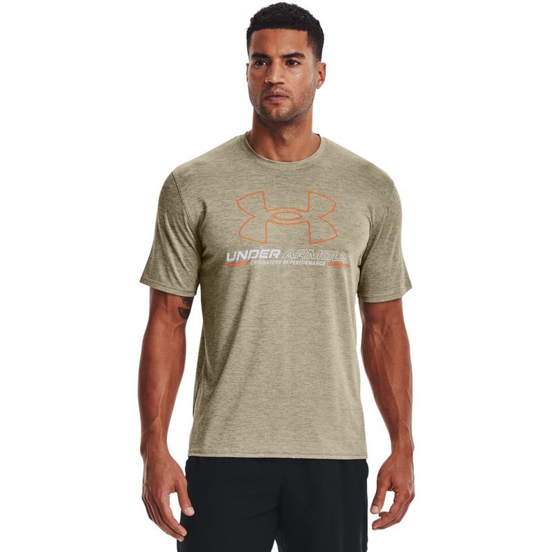 Camiseta-Manga-Corta-under-armour-para-hombre-Ua-Training-Vent-Graphic-Ss-para-entrenamiento-color-negro.-Frente-Sobre-Modelo