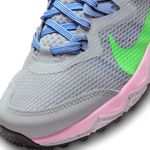 Tenis-nike-para-mujer-Wmns-Nike-Juniper-Trail-para-correr-color-gris.-Detalle-1