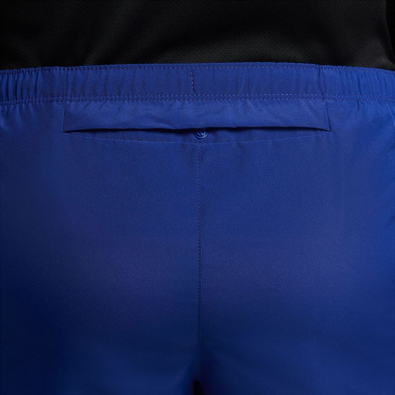 Pantaloneta-nike-para-hombre-M-Nk-Df-Wr-Chllngr-Shrt-Gx-7Bf-para-correr-color-azul.-Detalle-Sobre-Modelo-2