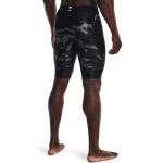 Pantaloneta-under-armour-para-hombre-Ua-Hg-Isochll-Long-Print-Sts-para-entrenamiento-color-negro.-Reverso-Sobre-Modelo