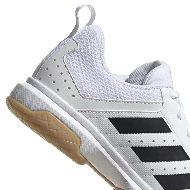 Tenis-adidas-para-mujer-Ligra-7-W-para-indoor-color-blanco.-Detalle-1