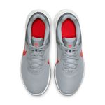 Tenis-nike-para-hombre-Nike-Revolution-6-Nn-para-correr-color-gris.-Capellada