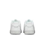 Tenis-nike-para-mujer-Wmns-Nike-Court-Royale-2-Nn-para-moda-color-blanco.-Talon