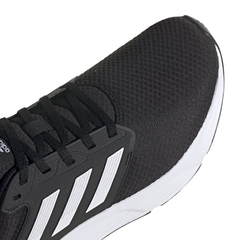 Tenis-adidas-para-hombre-Galaxy-6-para-correr-color-negro.-Detalle-1