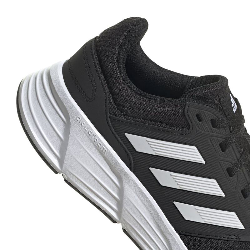 Tenis-adidas-para-hombre-Galaxy-6-para-correr-color-negro.-Detalle-2