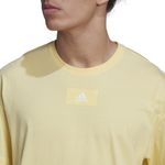 Camiseta-Manga-Corta-adidas-para-hombre-M-Fv-T-para-moda-color-beige.-Detalle-1