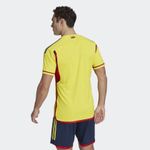 Camiseta-De-Equipo-adidas-para-hombre-Fcf-H-Jsy-para-futbol-color-amarillo.-Reverso-Sobre-Modelo