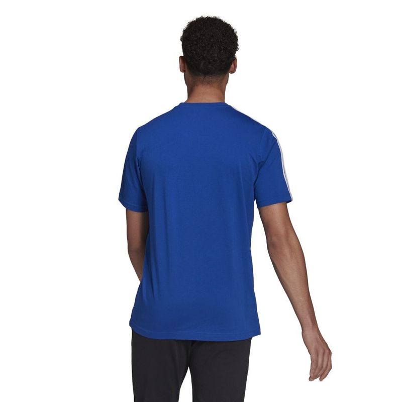 Camiseta-Manga-Corta-adidas-para-hombre-M-3S-Sj-T-para-moda-color-azul.-Reverso-Sobre-Modelo
