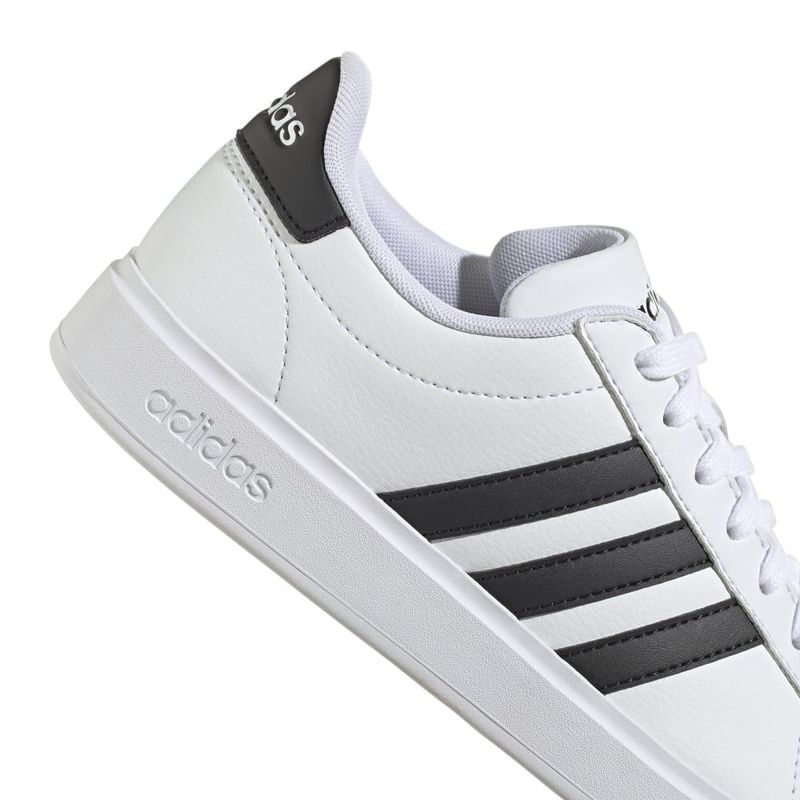 Tenis-adidas-para-mujer-Grand-Court-2.0-para-moda-color-blanco.-Detalle-2