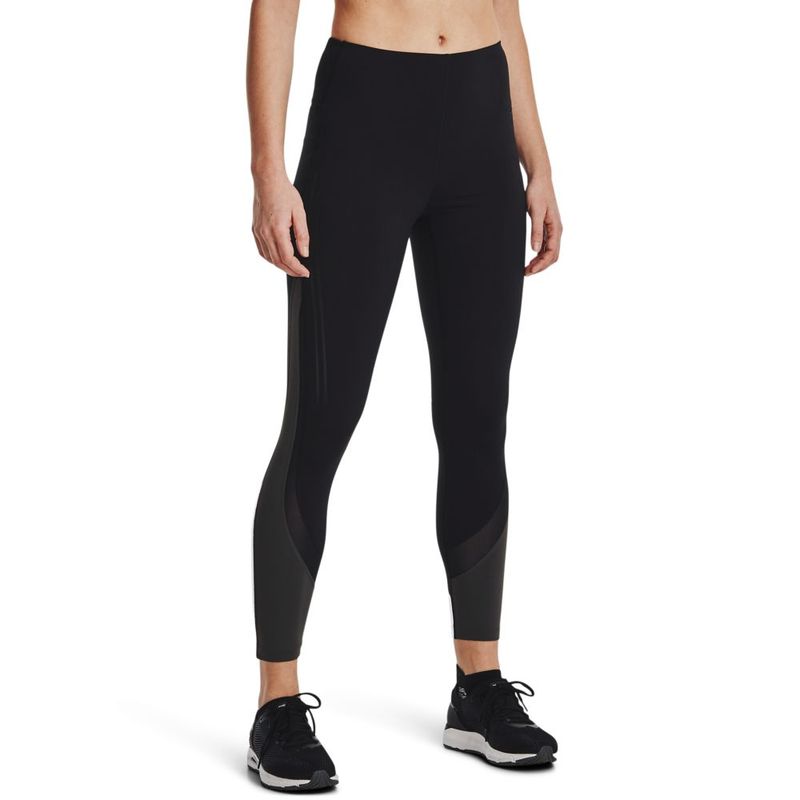 Licra-under-armour-para-mujer-Ua-Paceher-Ankle-Tight-para-correr-color-negro.-Frente-Sobre-Modelo
