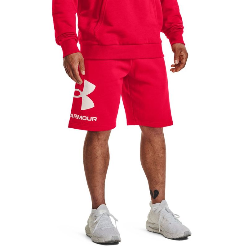 Pantaloneta-under-armour-para-hombre-Ua-Rival-Flc-Big-Logo-Shorts-para-entrenamiento-color-rojo.-Frente-Sobre-Modelo