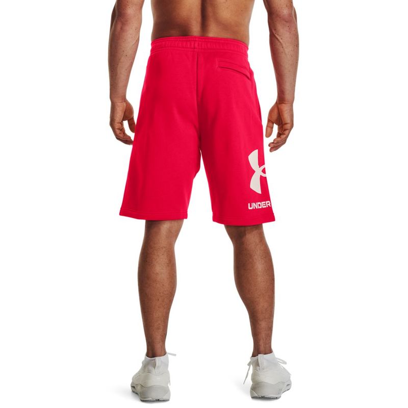 Pantaloneta-under-armour-para-hombre-Ua-Rival-Flc-Big-Logo-Shorts-para-entrenamiento-color-rojo.-Reverso-Sobre-Modelo