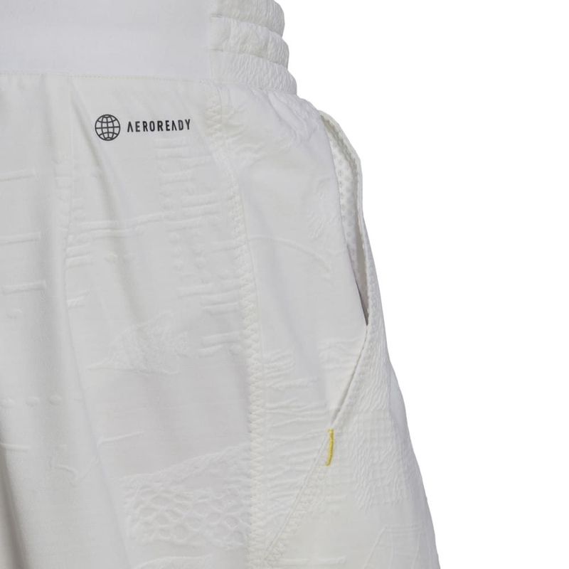 Pantaloneta-adidas-para-mujer-London-Short-para-correr-color-blanco.-Detalle-2