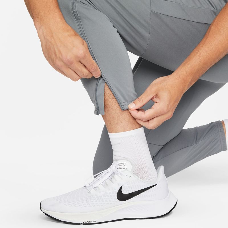 Pantalon-nike-para-hombre-M-Nk-Df-Chllgr-Knit-Pant-para-correr-color-negro.-Outfit-Completo