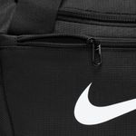 Maletin-nike-para-hombre-Nk-Brsla-Xs-Duff---9.5--25L--para-entrenamiento-color-negro.-Detalle-3