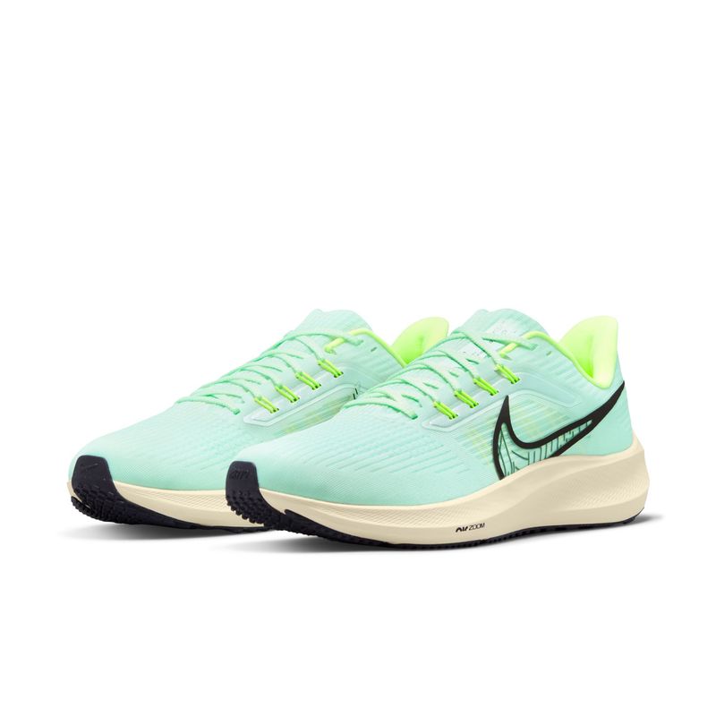 Tenis-nike-para-hombre-Nike-Air-Zoom-Pegasus-39-para-correr-color-verde.-Par-Alineados