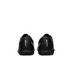 Guayos-nike-para-niño-Jr-Vapor-15-Club-Tf-para-futbol-color-negro.-Talon