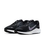 Tenis-nike-para-mujer-Wmns-Nike-Quest-5-para-correr-color-negro.-Par-Alineados