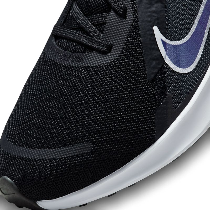 Tenis-nike-para-mujer-Wmns-Nike-Quest-5-para-correr-color-negro.-Detalle-1