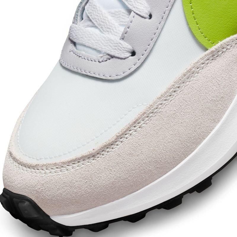 Tenis-nike-para-mujer-Wmns-Nike-Waffle-Debut-para-moda-color-blanco.-Detalle-1