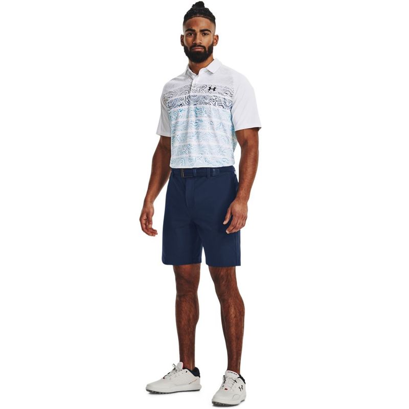 Camiseta-Manga-Corta-under-armour-para-hombre-Ua-Iso-Chill-Psych-Stripe-P-para-golf-color-blanco.-Outfit-Completo
