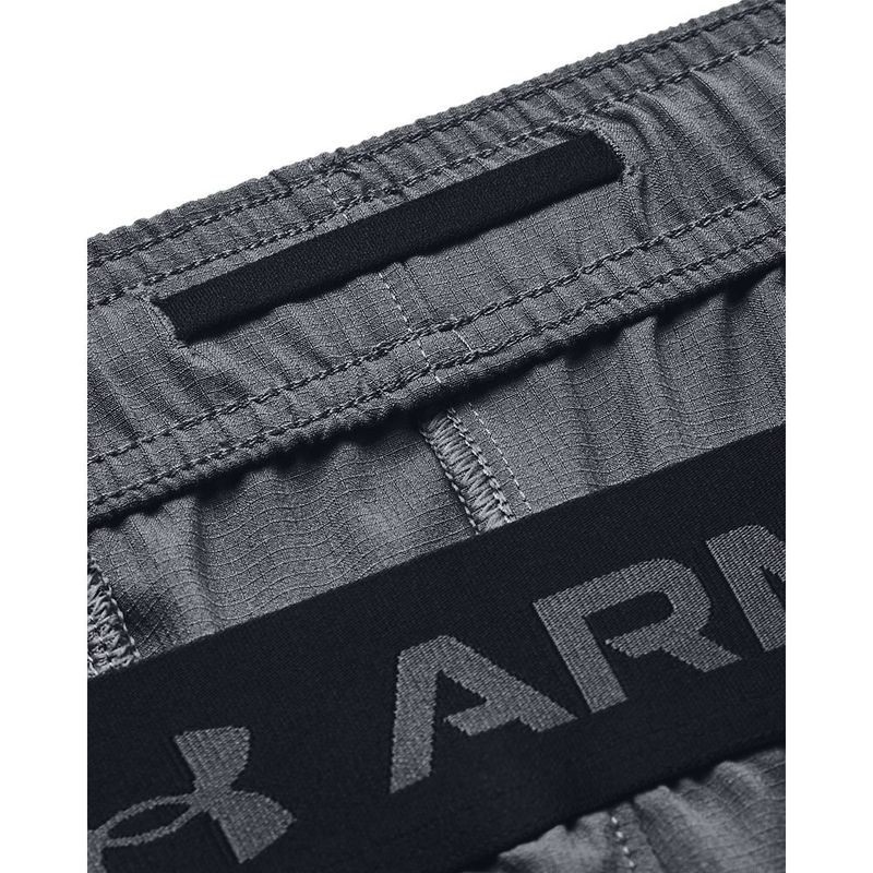 Pantaloneta-under-armour-para-hombre-Ua-Vanish-Woven-Shorts-para-entrenamiento-color-negro.-Detalle-Sobre-Modelo-3