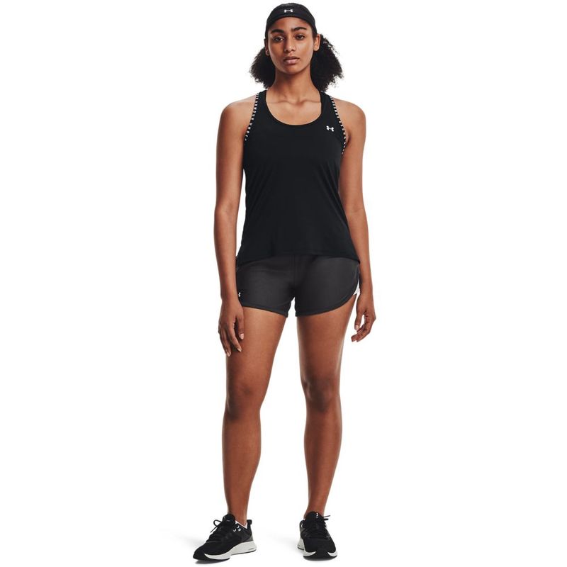 Pantaloneta-under-armour-para-mujer-Play-Up-5In-Shorts-para-entrenamiento-color-negro.-Outfit-Completo
