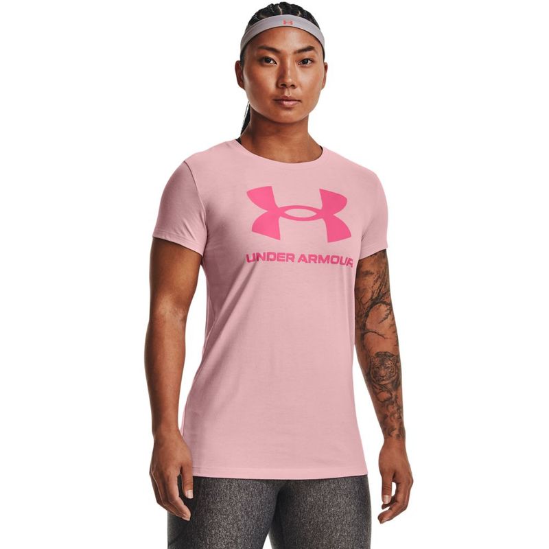 Camiseta-Manga-Corta-under-armour-para-mujer-Live-Sportstyle-Graphic-Ssc-para-entrenamiento-color-rojo.-Frente-Sobre-Modelo