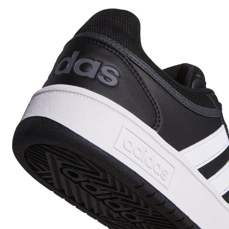 Tenis-adidas-para-hombre-Hoops-3.0-para-moda-color-negro.-Detalle-1