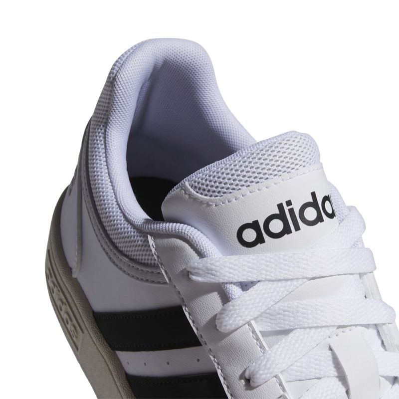 Tenis-adidas-para-hombre-Hoops-3.0-para-moda-color-blanco.-Detalle-1