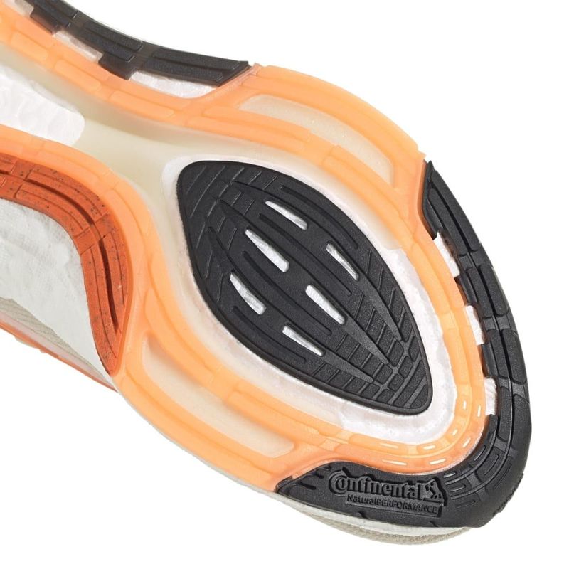 Tenis-adidas-para-mujer-Ultraboost-22-W-para-correr-color-beige.-Detalle-2