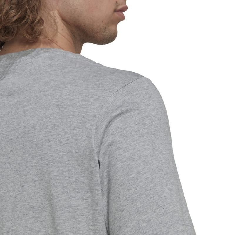 Camiseta-Manga-Corta-adidas-para-hombre-M-Camo-T-para-moda-color-gris.-Detalle-2