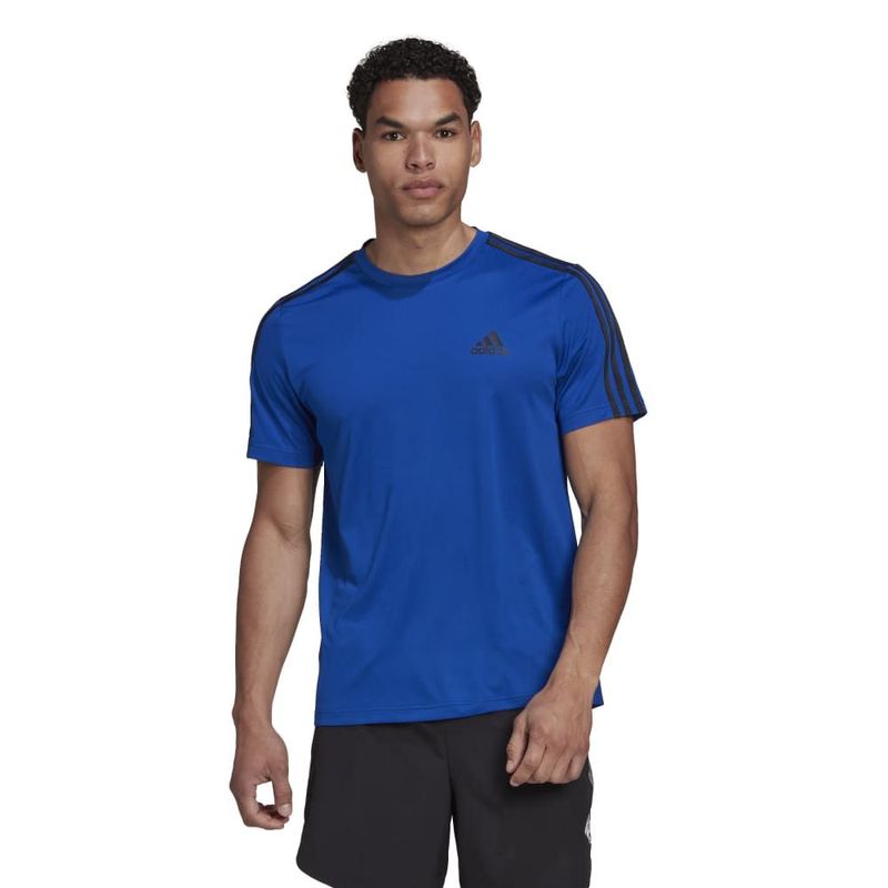 Camiseta-Manga-Corta-adidas-para-hombre-M-3S-T-para-entrenamiento-color-azul.-Frente-Sobre-Modelo