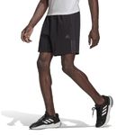 Pantaloneta-adidas-para-hombre-Yo-Short-para-entrenamiento-color-negro.-Frente-Sobre-Modelo