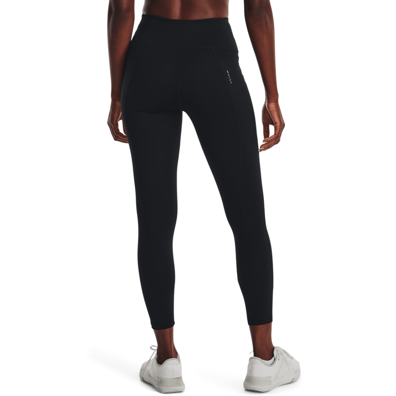 Licra-under-armour-para-mujer-Ua-Rush-Ankle-Legging-para-entrenamiento-color-negro.-Reverso-Sobre-Modelo